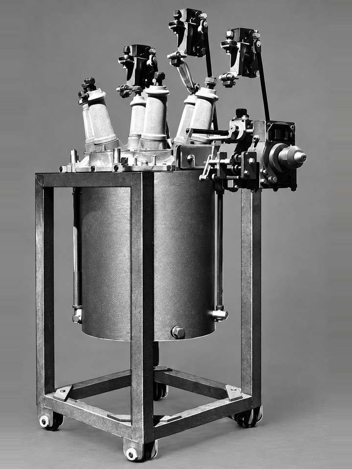 Original: interruptor EMA C15C tal como salió de fábrica, según la imagen del manual del fabricante